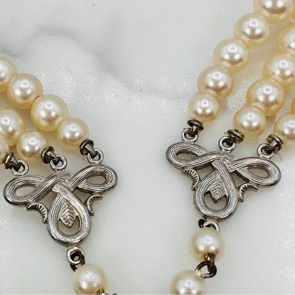 Vintage Laguna Faux Pearl Necklace Aurora Borealis Crystal Beads 3 Stran… - Picture 5 of 11